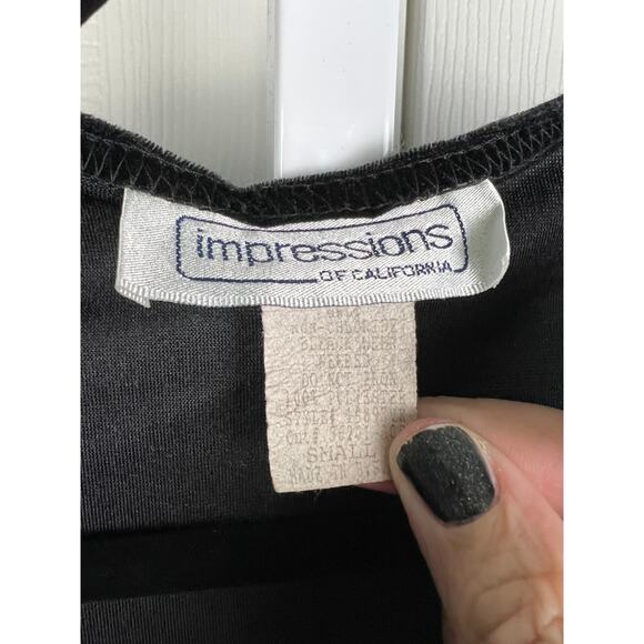 Impressions of California black crushed velvet longline vest shell buttons Small - Picture 2 of 8